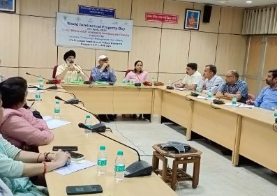 Awareness Programme on Women and IP: Accelerating Innovation and Creativity, held at ICAR-IIPR and organized by ICAR Farmers–Scientists–Industry.
